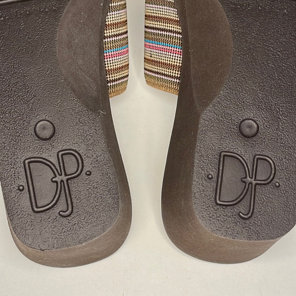 Donald Pliner IPM Light Taupe Wedge Sandal women’s size 6.5 - Picture 12 of 16